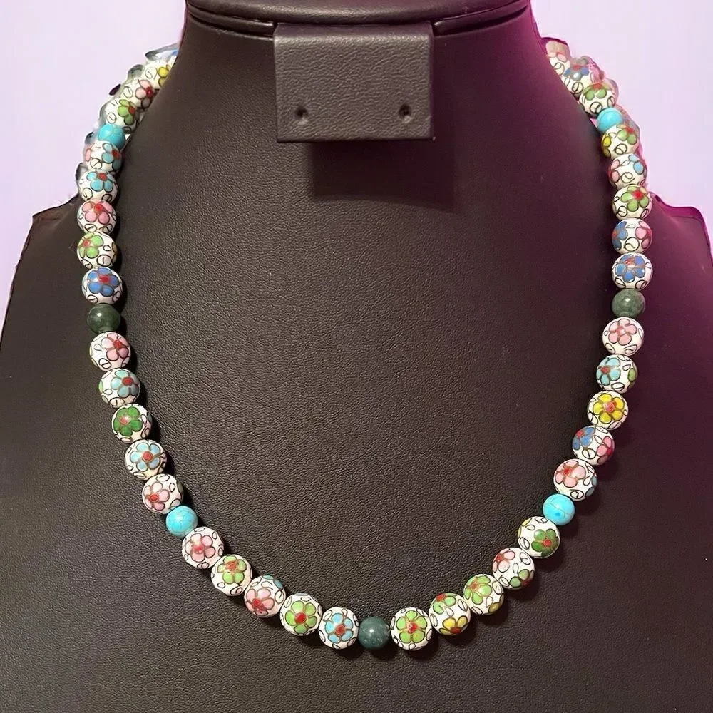 Vintage Cloisonne And Genuine Semi-Precious Stone Necklace Excellent Condition